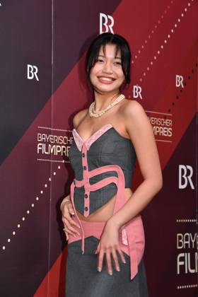 Nhung Hong Verleihung des Bayerischen Filmpreis Prinzregenten Theater München 19. Januar 2024
