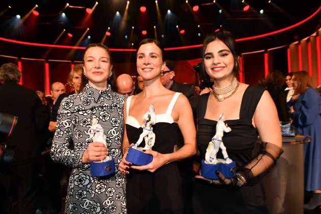Hannah Herzsprung Aylin Tezel und Bayan Layla Verleihung des Bayerischen Filmpreis Party Preisträger Prinzregenten Theater München 19. Januar 2024