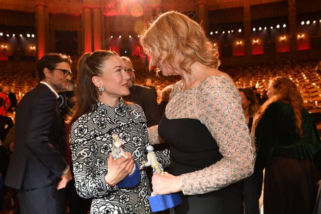 Hannah Herzsprung und Veronica Ferres Verleihung des Bayerischen Filmpreis Party Preisträger Prinzregenten Theater München 19. Januar 2024