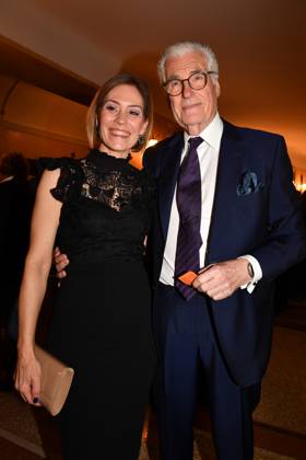 Julia Schütze und Sky Du Mont Verleihung des Bayerischen Filmpreis Party Preisträger Prinzregenten Theater München 19. Januar 2024