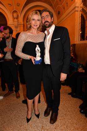 Veronica Ferres und David Dietl Verleihung des Bayerischen Filmpreis Party Preisträger Prinzregenten Theater München 19. Januar 2024