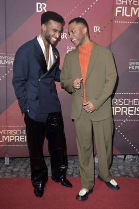 Tijan Njie und Elan Ben Ali bei der Verleihung des 45. Bayerischen Filmpreises 2023 im Prinzregententheater. München, 19.01.2024