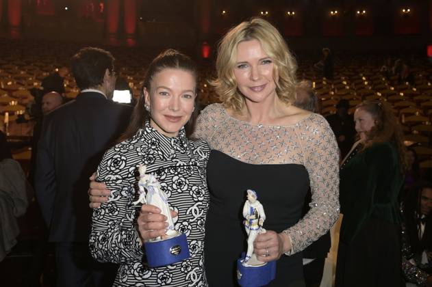 Bilder des Jahres 2024, Entertainment 01 Januar Entertainment Themen der Woche KW03 Hannah Herzsprung und Veronica Ferres bei der Verleihung des 45. Bayerischen Filmpreises 2023 im Prinzregententheater. München, 19.01.2024