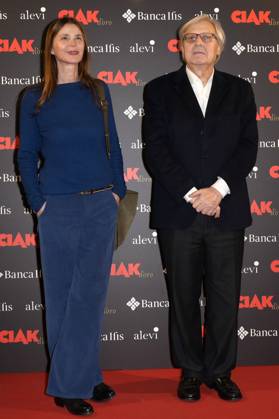 Sabrina Colle mit Ehemann Vittorio Sgarbi bei der Verleihung des Filmpreises Ciak d oro 2023 im Palazzo Colonna. Rom, 20.01.2024