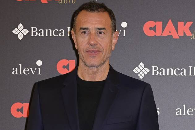 Ciak d Oro 2023 red carpet in Rome, Italy - 20 Jan 2024 Matteo Garrone attends the Ciak d Oro 2023 red carpet at Galleria del Cardinale Colonna. Rome Italy Copyright: xMarioxCartellix xSOPAxImagesx Matteo Garrone (4)