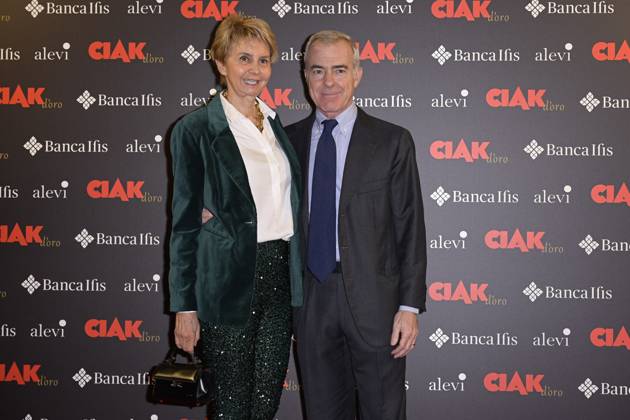 Ciak d Oro 2023 red carpet in Rome, Italy - 20 Jan 2024 Rossana Letta (l) and Gianpaolo Letta (r) attend the Ciak d Oro 2023 red carpet at Galleria del Cardinale Colonna. Rome Italy Copyright: xMarioxCartellix xSOPAxImagesx Rossana Letta, Gianpaolo Letta (1)
