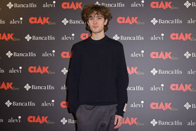 Ciak d Oro 2023 red carpet in Rome, Italy - 20 Jan 2024 Gabriele Pizzurro attends the Ciak d Oro 2023 red carpet at Galleria del Cardinale Colonna. Rome Italy Copyright: xMarioxCartellix xSOPAxImagesx Gabriele Pizzurro (2)