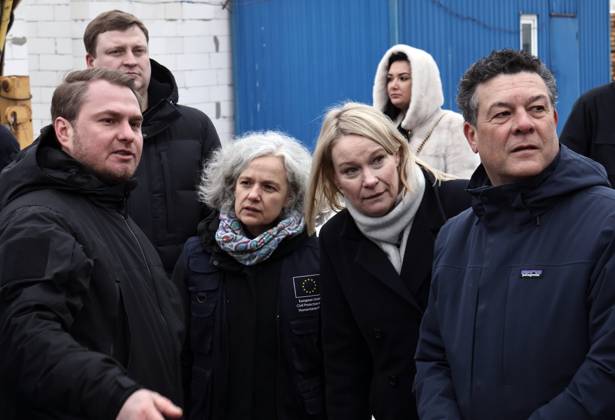 IRPIN, UKRAINE - JANUARY 23, 2024 - Kyiv Regional State Administration head Ruslan Kravchenko, Head of the EU Humanitarian Aid in Ukraine Claudia Amaral, UNHCR Representative in Ukraine Karolina Lindholm Billing and UNHCR?s Regional Director for Europe Philippe Leclerc (L to R) visit families and locations in Kyiv Region to see the results of house repairs carried out as part of the UNHCR project and new solutions implemented for people who have had their homes damaged or destroyed in the war, Irpin, Kyiv Region, northern Ukraine. Filippo Grandi visits Irpin  Copyright: xEugenxKotenkox