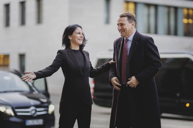 News Themen der Woche KW05 News Bilder des Tages (L-R) Annalena Baerbock (Buendnis 90 Die Gruenen), Bundesaussenministerin, und Radoslaw Sikorski, Aussenminister von Polen, aufgenommen im Rahmen eines gemeinsamen Treffens in Berlin, 30.01.2024. Fotografiert im Auftrag des Auswaertigen Amtes. Berlin Deutschland Copyright: xFlorianxGaertnerx