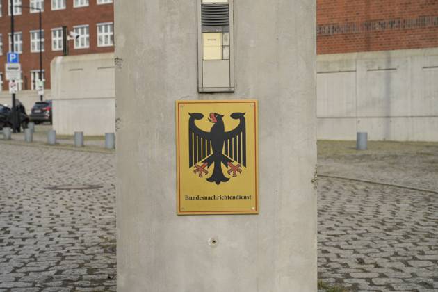 Schild, Bundesnachrichtendienst BND, Viktoriastraße, Lichterfelde, Steglitz-Zehlendorf, Berlin, Deutschland Schild, Bundesnachrichtendienst BND, Viktoriastraße, Lichterfelde, Steglitz-Zehlendorf, Berlin, Deutschland