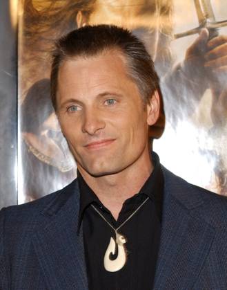 The Lord of The Rings:The Return of The King L.A. Premiere Viggo Mortensen attends The Lord of The Rings:The Return of The King L.A. Premiere held at The Mann Village Theatre. December 3,2003 ( ) Copyright 2003 by Debbie VanStory iPhoto.ca Los Angeles CA USA EDITORIAL USE ONLY Copyright: x( )xCopyrightx2003xbyxDebbiexVanStoryx VanStory,xDebbiex iphotos034535