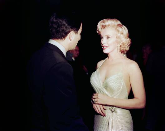 American actress and singer Marilyn Monroe (1926 - 1962), Hollywood Party, 1953 (photo) 1632148 American actress and singer Marilyn Monroe (1926 - 1962), Hollywood Party, 1953 (photo); (add.info.: L actrice et chanteuse americaine Marilyn Monroe (1926 - 1962) lors d une fete a Hollywood en 1953 --- American actress and singer Marilyn Monroe (1926 - 1962), Hollywood Party, 1953); Diltz. Copyright: xDiltzx xBridgemanxImagesx 1632148