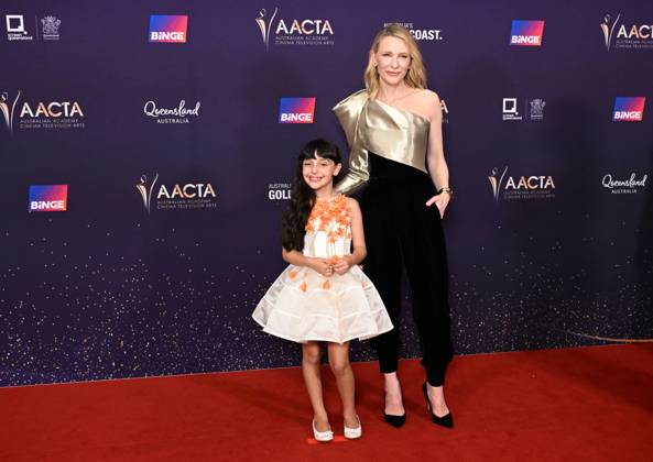 Bilder des Jahres 2024, Entertainment 02 Februar Entertainment Themen der Woche KW06 Entertainment Bilder des Tages 2024 AACTA AWARDS, Cate Blanchett and Selina Zahednia arrive for the 2024 Australian Academy of Cinema and Television Arts (AACTA) Awards at HOTA in Surfers Paradise, Queensland, Saturday, February 10, 2024. ( NO ARCHIVING, EDITORIAL USE ONLY, NO USE IN BOOKS WITHOUT CONSENT BRISBANE QLD AUSTRALIA  Copyright: xDARRENxENGLANDx 20240210001900412951