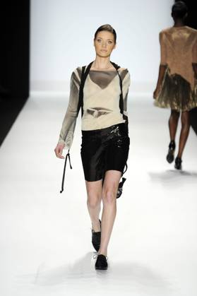 Project Runway Way Ready to Wear Spring Summer 2011 New York Project Runway Way Ready to Wear Spring Summer 2011 New York, Credit:Zeppelin Photo Avalon Copyright: xZeppelinxPhotox xAvalonx 0552224830