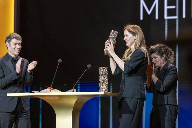 49eme Ã dition de la cÃ rÃ monie des CÃ sar Ã l?Olympia Ã Paris David Thion, Justine Triet et Marie-Ange Luciani (CÃ sar du meilleur film Pour Â« Anatomie D?une Chute Â») - 49eme Ã dition de la cÃ rÃ monie des CÃ sar Ã l?Olympia Ã Paris le 23 fÃ vrier 2024 Dominique Jacovides Olivier Borde Bestimage 49th Cesar Film Awards at L Olympia on February 23, 2024 in Paris Paris France  Copyright: xBORDE-JACOVIDESx xBESTIMAGExBORDE-JACOVIDESx xBESTIMAGEx