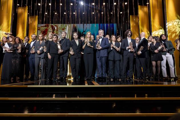 49eme à dition de la cà rà monie des Cà sar à l?Olympia à Paris Valà rie Donzelli, Audrey Diwan (Cà sar de la meilleure adaptation pour « L?amour Et Les Forêts »), Arieh Worthalter (Cà sar du meilleur acteur pour « Le Proces Goldman »), Adele Exarchopoulos (Cà sar de la meilleure actrice dans un second rà le pour « Je Verrai Toujours Vos Visages », Sandra Hüller, Cà sar de la meilleure actrice pour Anatomie d?une chute, David Thion, Dali Benssalah, Justine Triet, Cà sar de la meilleur rà alisation Pour Anatomie D?une Chute, Cà sar du meilleur scà nario original Pour Anatomie D?une Chute, Cà sar du meilleur film Pour Anatomie D?une Chute, Christopher Nolan (Cà sar d?Honneur), Alice Douard Copyright: xBORDE-JACOVIDESx xBESTIMAGExBORDE-JACOVIDESx xBESTIMAGEx