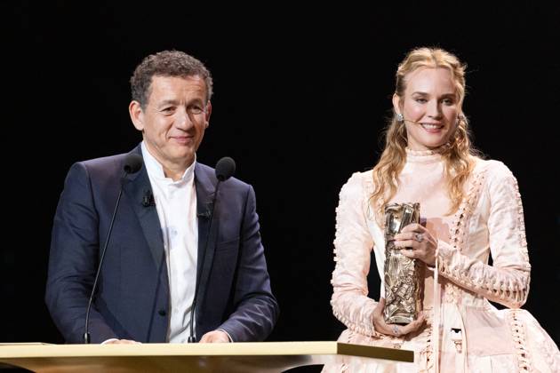 Entertainment Bilder des Tages 49eme Ã dition de la cÃ rÃ monie des CÃ sar Ã l?Olympia Ã Paris Dany Boon et Diane Kruger - 49eme Ã dition de la cÃ rÃ monie des CÃ sar Ã l?Olympia Ã Paris le 23 fÃ vrier 2024 Dominique Jacovides Olivier Borde Bestimage 49th Cesar Film Awards at L Olympia on February 23, 2024 in Paris Paris France  Copyright: xBORDE-JACOVIDESx xBESTIMAGExBORDE-JACOVIDESx xBESTIMAGEx