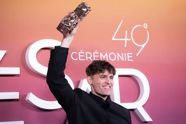 49eme ceremonie des CESAR - Salle de presse Phtocall des laureats. 49th CESAR ceremony awards. Photocall of winners : Raphael Quenard 302003 2024-02-23 Olympia  Copyright: xIvankaxVoisinx xStarfacex STAR_302003_127