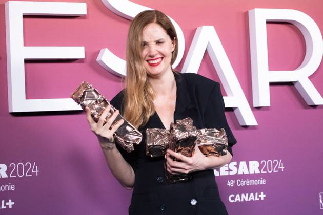 49eme ceremonie des CESAR - Salle de presse Phtocall des laureats. 49th CESAR ceremony awards. Photocall of winners : Justine Triet 302003 2024-02-24 Olympia  Copyright: xIvankaxVoisinx xStarfacex STAR_302003_197
