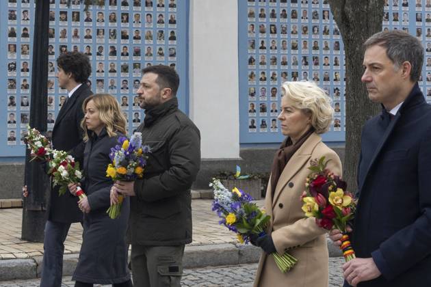 February 24, 2024, Kiev, Ukraine: Western leaders attend a remembrance ceremony to mark the 2nd anniversary of the Russian invasion at the Memory Wall of Fallen Defenders of Ukraine, February 24, 2024 in Kiev, Ukraine. Right to left: Belgian Prime Minister Alexander De Croo, EU Commission President Ursula von der Leyen, Ukrainian President Volodymyr Zelenskyy, Italian Premier Giorgia Meloni, and Canadian Prime Minister Justin Trudeau, Kiev Ukraine - ZUMAp138 20240224_zaa_p138_010 Copyright: xPoolx UkrainianxPresidentiax