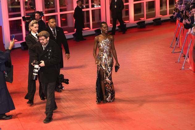 Lupita Nyong o bei der Closing Ceremony mit Preisverleihung auf der Berlinale 2024 74. Internationale Filmfestspiele Berlin im Berlinale Palast. Berlin, 24.02.2024