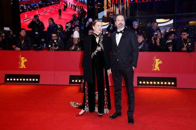 Mariette Rissenbeek und Carlo Chatrian bei der Ankunft zur Abschluss Feier am Berlinale Palast der 74. Internationale Filmfestspiele Berlinale am 24.02.2024 in Berlin Berlinale 2024- Abschluss Feier Closing Ceremony Night
