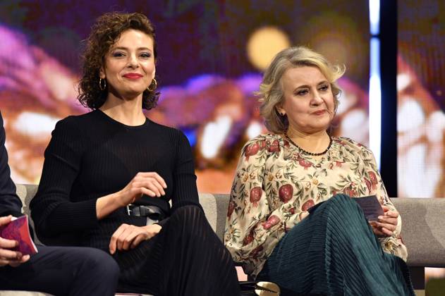 Jasmine Trinca und Oksana Zabuzhko bei der Closing Ceremony mit Preisverleihung auf der Berlinale 2024 74. Internationale Filmfestspiele Berlin im Berlinale Palast. Berlin, 24.02.2024