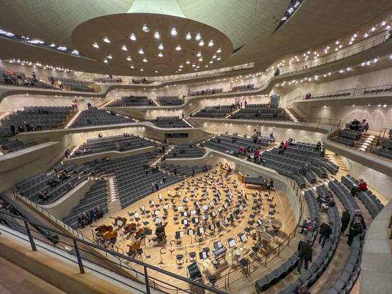 Konzert der Berliner Philharmoniker in der Elbphilharmonie in Hamburg.