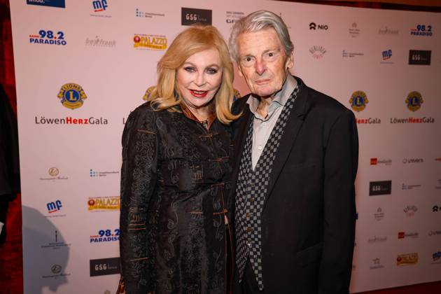 Evelyn und Klaus Bresser bei der Charityveranstalatung LöwenHerzGala 2024 im Palazzo Zelt Berlin.