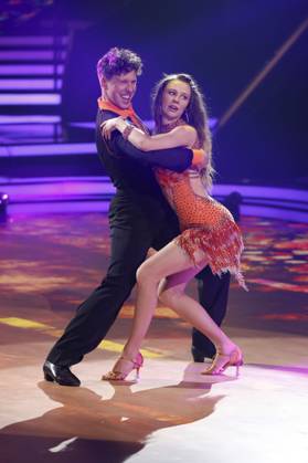 Ann-Kathrin Bendixen mit Valentin Lusin in der ersten Live-Show der 17. Staffel der RTL-Tanzshow Let s Dance im MMC Coloneum. Köln, 01.03.2024