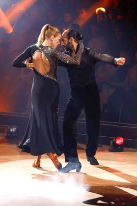 Lulu Lewe mit Massimo Sinato in der ersten Live-Show der 17. Staffel der RTL-Tanzshow Let s Dance im MMC Coloneum. Köln, 01.03.2024
