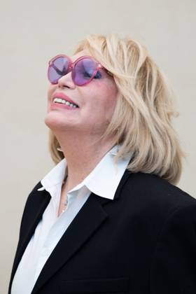 PFW Simon Jacquemus Medal Photocall Amanda Lear attending the Simon Jacquemus Chevalier de l ordre des Arts et des Lettres Medal Ceremony as part of Paris Fashion Week in Paris, France on March 02, 2024. Photo by Aurore Marechal ABACAPRESS.COM Paris France  Copyright: xMarechalxAurore ABACAx