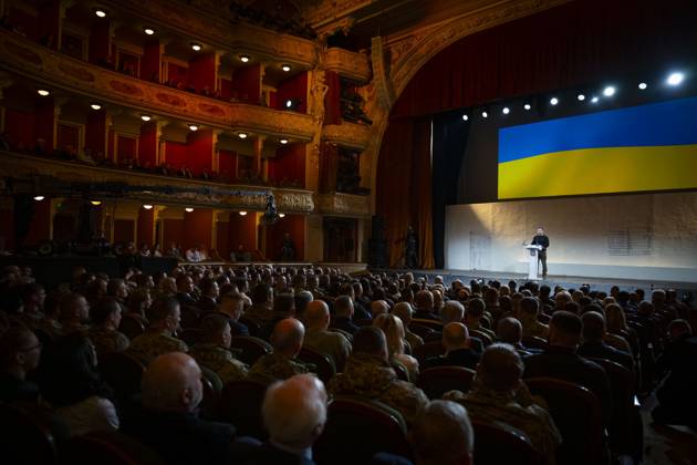 News Bilder des Tages Ukraine, Wolodymyr Selenskyj während Verleihung des Taras Schewtschenko Preises in Kiew March 9, 2024, Kiev, Ukraine: Ukrainian President Volodymyr Zelenskyy delivers remarks during the award ceremony for the 2024 Taras Shevchenko National Prize, March 9, 2024 in Kiev, Ukraine. The award recognizes artists, poets, journalists, composers, and theater figures for their outstanding contribution to the development of Ukrainian culture. Kiev Ukraine - ZUMAp138 20240309_zaa_p138_003 Copyright: xUkrainexPresidency UkrainianxPrex