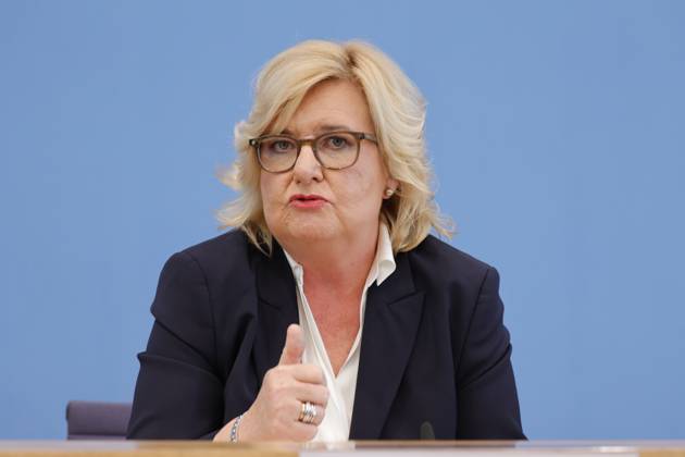 Eva Högl, Wehrbeauftragte des Deutschen Bundestages, Deutschland, Berlin, Bundespressekonferenz, Thema: Vorstellung des Jahresberichtes 2023