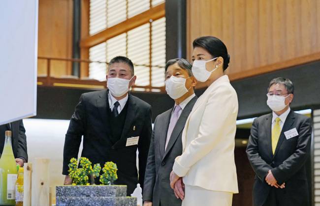 Emperor meets with awardees at Imperial Palace Japanese Emperor Naruhito (2nd from L) and Empress Masako talk with people who received awards for their contribution to the fields of agriculture, fisheries and livestock raising at the Imperial Palace in Tokyo on March 15, 2024.  A14AA0002600805P