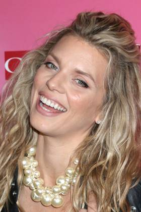 USA - Clarins New Product Launch Party - Los Angeles LOS ANGELES - MAR 15: AnnaLynne McCord at the Clarins New Product Launch Party on the Private Residence on March 15, 2024 in Los Angeles, CA Los Angeles CA USA EDITORIAL USE ONLY Copyright: x 2024xKathyxHutchinsx xHutchinsxPhotox HutchinsxPhotox khphotos833639