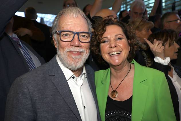 Wolfgang Trepper und Steffi Neu bei der Verleihung des Comedy-Preises Recklinghäuser Hurz im Ruhrfestspielhaus. Recklinghausen, 18.03.2024