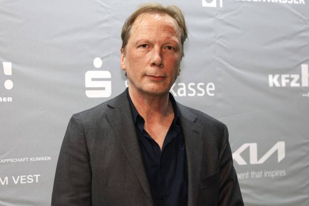 Achim Hagemann bei der Verleihung des Comedy-Preises Recklinghäuser Hurz im Ruhrfestspielhaus. Recklinghausen, 18.03.2024