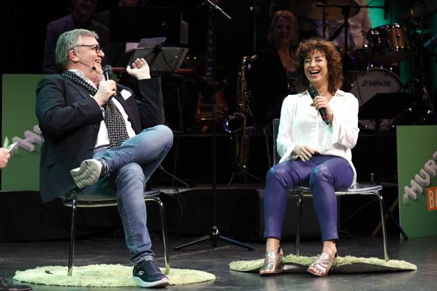 Hape Kerkeling und Isabel Varell bei der Verleihung des Comedy-Preises Recklinghäuser Hurz im Ruhrfestspielhaus. Recklinghausen, 18.03.2024