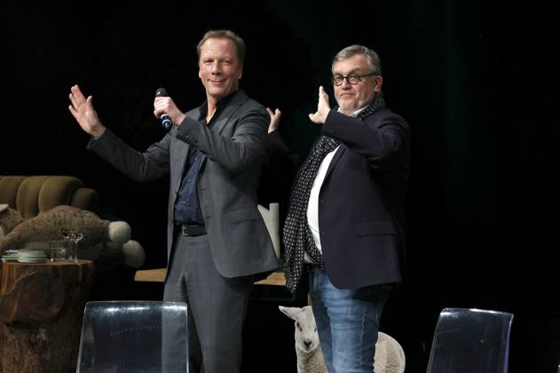 Achim Hagemann und Hape Kerkeling bei der Verleihung des Comedy-Preises Recklinghäuser Hurz im Ruhrfestspielhaus. Recklinghausen, 18.03.2024