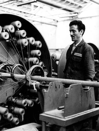 Germany Turkey: A Turkish Guest Worker or gastarbeiter at textile factory, 1971 Gastarbeiter is German for guest worker . It refers to foreign or migrant workers, particularly those who had moved to West Germany (BRD) mainly in the 1960s and 1970s, seeking work as part of a formal guest worker programme. <br ><br > Similarly, the Netherlands and Belgium had a parallel scheme called the gastarbeider programme. Sweden, Denmark, Norway and Finland had similar programmes called arbetskraftsinvandring (workforce-immigration). Copyright: xxPicturesxFromxHistoryx