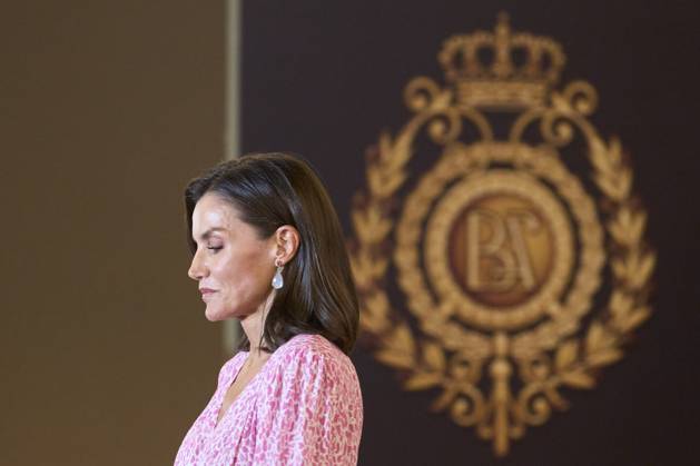 03-04-2024 Spain Queen Letizia attend the gold medals for Merit in the fine arts 2022 at the Cadiz congress palace in Cadiz. No Spain Â  Copyright: xPPEx