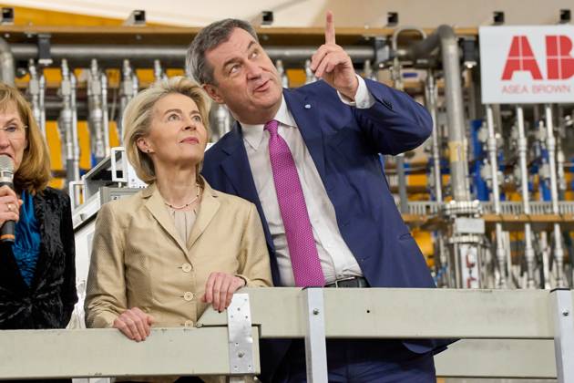 EU-Kommissionspräsidentin Ursula von der Leyen und Ministerpräsident von Bayern Dr. Markus Söder zu Besuch beim Max-Planck-Institut für Plasmaphysik IPP in Garching