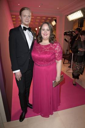 Ricarda Lang mit Partner Florian Wilsch beim 71. Bundespresseball 2024 im Hotel Adlon Kempinski. Berlin, 12.04.2024