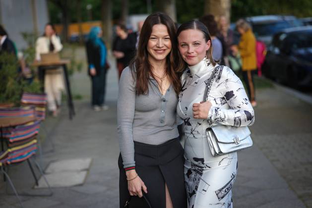 Die DEUTSCHE FILMAKADEMIE lädt zum Nominiertenabend des DEUTSCHEN FILMPREISES 2024 Jasna Fritzi Bauer und Hannah Herzsprung Die DEUTSCHE FILMAKADEMIE lädt zum Nominiertenabend des DEUTSCHEN FILMPREISES 2024 in die BAR BRASS in Berlin Copyright: xEventpressxFuhrx