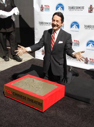 Peter Cullen attends Optimus Prime, the heroic leader of the Autobots, immortalized during the traditional handprint-footprint ceremony by placing both his feet and tire treads into the fabled cement in Los Angeles 126974, Peter Cullen attends Optimus Prime, the heroic leader of the Autobots, immortalized during the traditional handprint-footprint ceremony by placing both his feet and tire treads into the fabled cement in Los Angeles on Tuesday, September 30th, 2014., Credit:PacificCoastNews Avalon USA, Los Angeles  Copyright: xPacificCoastNewsx xAvalonx 0531031587