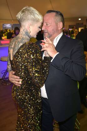 Melanie Müller mit Freund Andreas Kunz bei der Verleihung des 24. Radio Regenbogen Award 2024 in der Europa-Park Arena. Rust, 19.04.2024