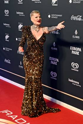 RADIO REGENBOGEN AWARD 2024. Melanie Müller anläßlich der Verleihung des Medienpreises aus Baden-Württemberg Radio Regenbogen Award am 19.04.2024 im Europapark Rust. 20240419MWI127404