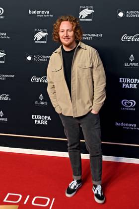 RADIO REGENBOGEN AWARD 2024. Michael Schulte anläßlich der Verleihung des Medienpreises aus Baden-Württemberg Radio Regenbogen Award am 19.04.2024 im Europapark Rust. 20240419MWI127117