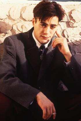 ROBERT DOWNEY JR AT PHOTO SHOOT IN HOLLYWOOD, CALIFORNIA. FEBRUARY 1988. ROBERT DOWNEY JR AT PHOTO SHOOT IN HOLLYWOOD, CALIFORNIA. FEBRUARY 1988. ,  Copyright: xKarenxHardyx xAvalonx 0546670586